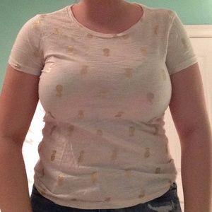old navy gold pinaple short sleeve top